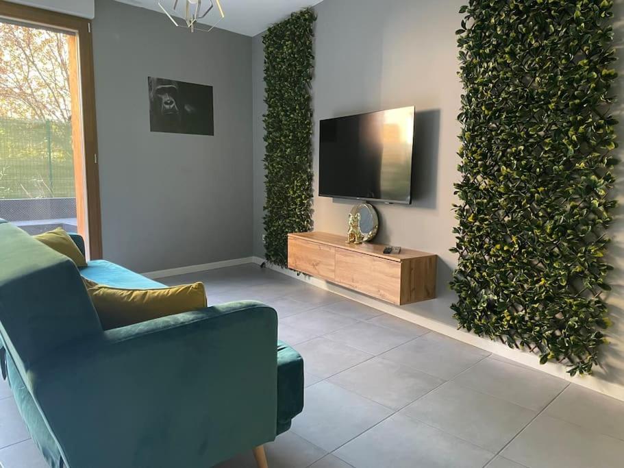 O Calme Cosy - Jardins Et - Experience Unique - Wifi Gratuit - Parking Gratuite *