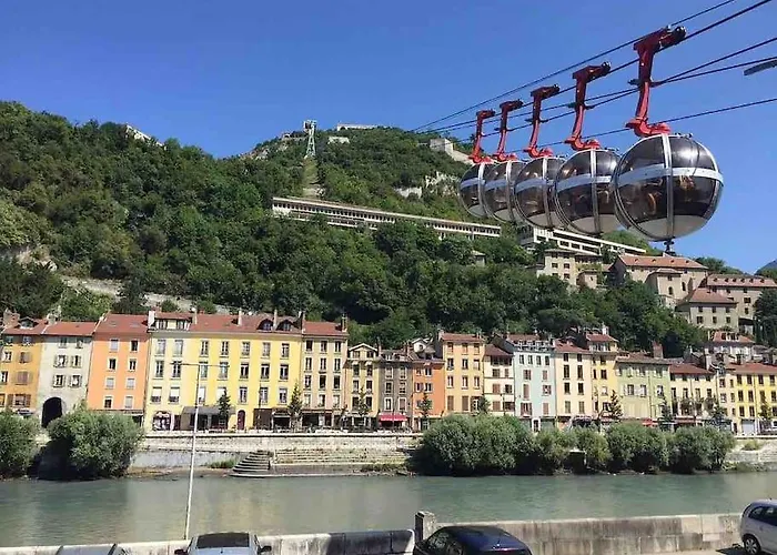 O Calme Cosy - Jardins Et Villes - Experience Unique - Wifi Gratuit - Parking Gratuite